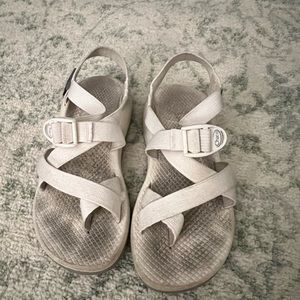 Chaco Cloud Size 7